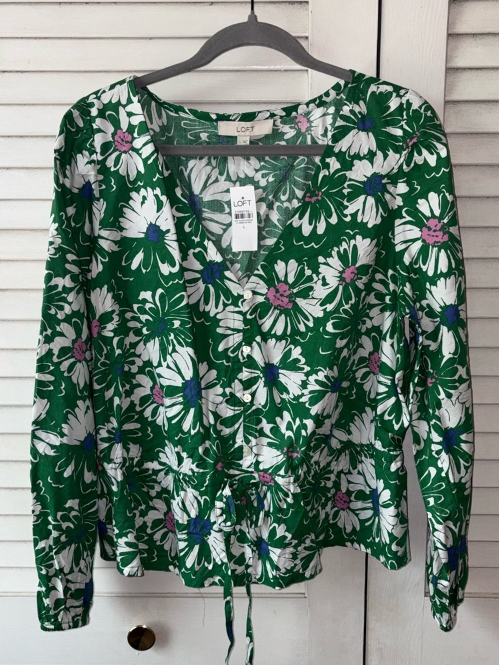 LOFT NWT Green Daisy Floral Tie Front Blouse Large Cottagecore Romantic Top - Picture 2 of 6